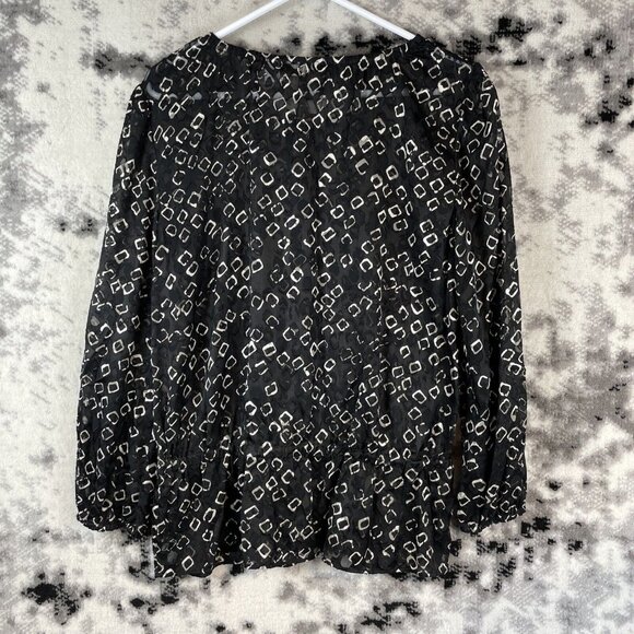 Chicos Blouse Women's Size Medium (1) Geometric Black Rayon Nylon Keyhole Front - Picture 3 of 8